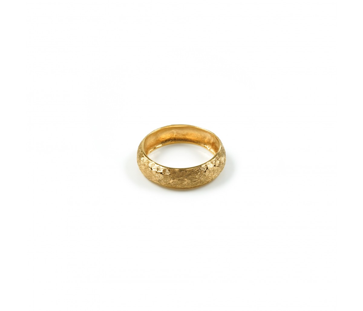 hammered gold ring