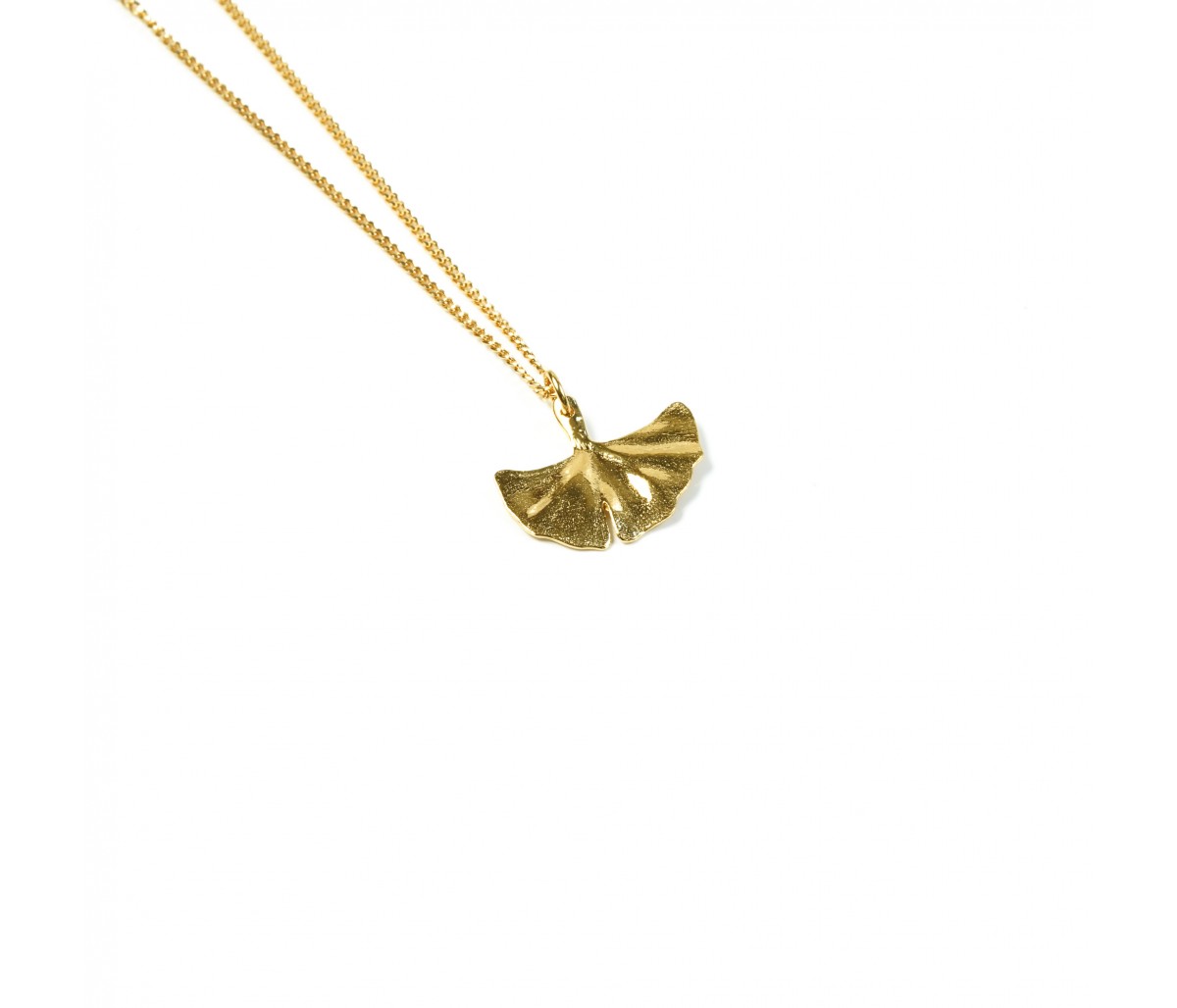 Vermeil necklace inspired by nature